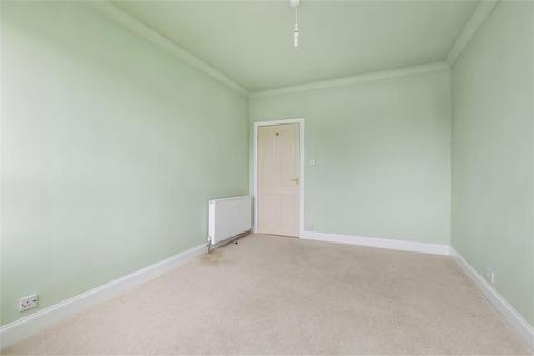 2 bedroom flat to rent, Sleigh Drive, Craigentinny, Edinburgh, EH7