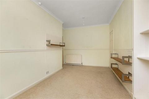 2 bedroom flat to rent, Sleigh Drive, Craigentinny, Edinburgh, EH7