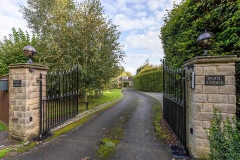 3 bedroom bungalow for sale, Old Pool Bank, Pool in Wharfedale, Otley, West Yorkshire, LS21