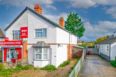 3 bedroom semi-detached house for sale - Whitley Wood Lane, Reading, RG2 8PN