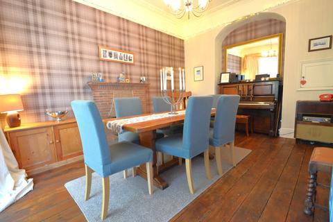 3 Barton Terrace, Dawlish, EX7 9QH