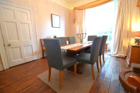 3 Barton Terrace, Dawlish, EX7 9QH