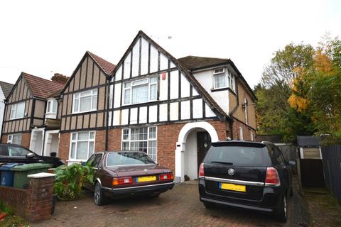 3 bedroom end of terrace house for sale, Radcliffe Road, Harrow Weald, HA3 7QA