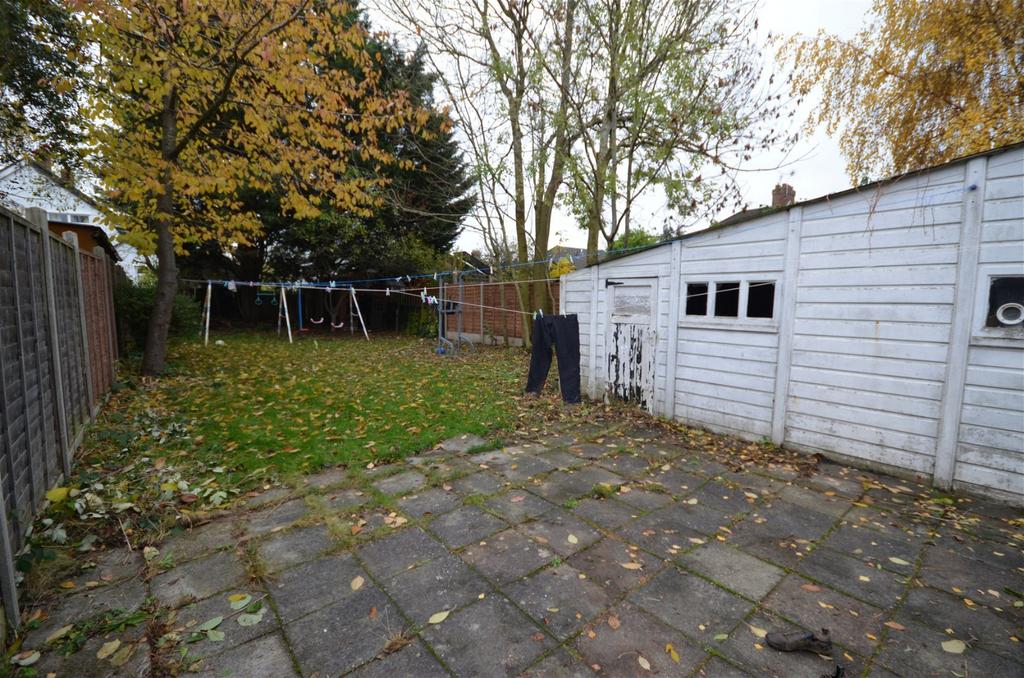 Radcliffe Road, Harrow Weald, HA3 7QA 3 bed end of terrace house for sale £559,950