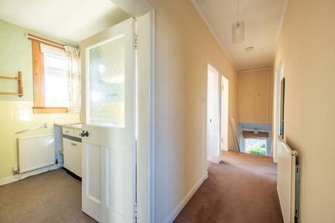 377 Calder Road, Edinburgh, EH11 4AJ