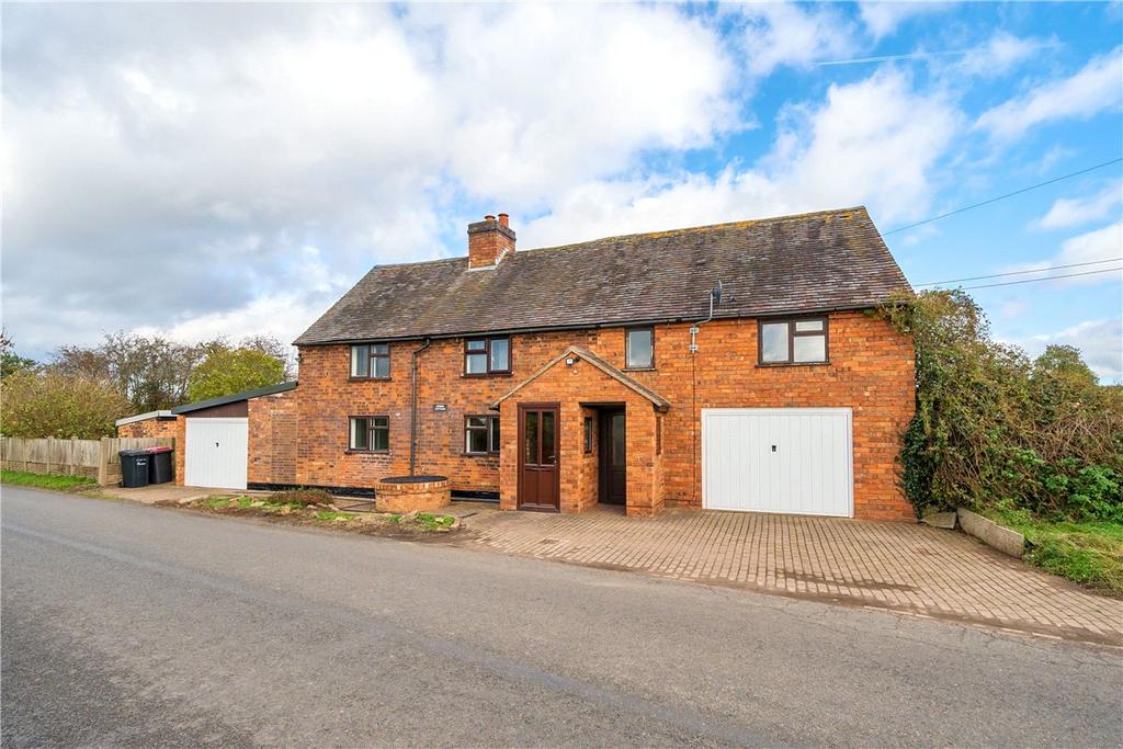 No Mans Heath Lane, Austrey, Atherstone, Warwickshire, CV9 4 bed