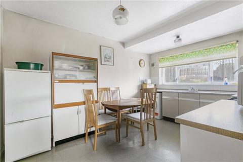 226 Woodthorpe Road, Ashford, TW15 3NS