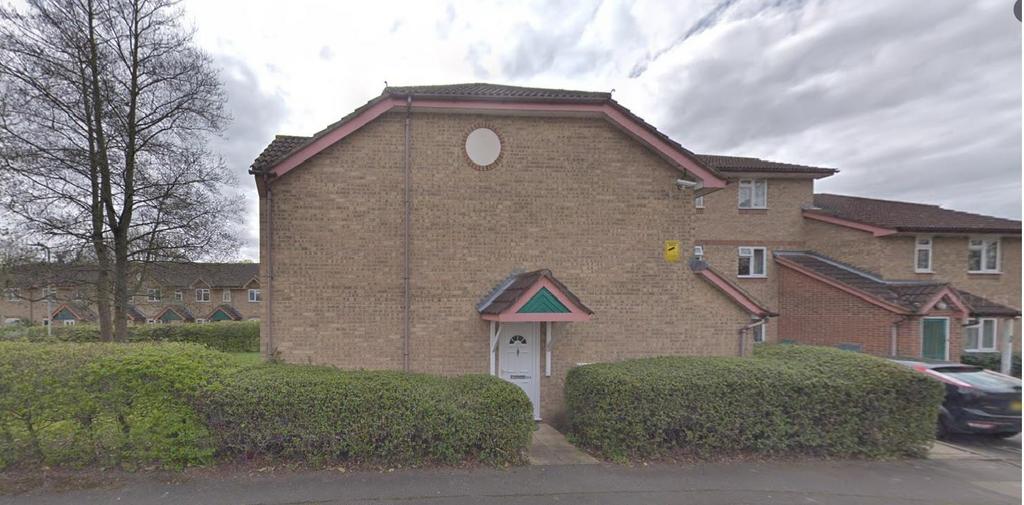 Gainsborough Road, Hayes, UB4 1 bed flat £199,500