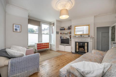 3 bedroom flat for sale, Dunstans Road, SE22