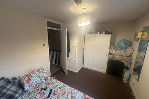 2 bedroom terraced house to rent, Tarnbrook Way,  Bracknell,  RG12