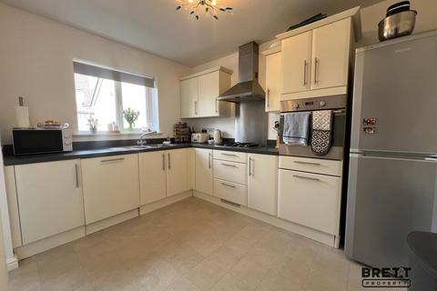 4 bedroom detached house for sale, Sunningdale Drive, Hubberston, Milford Haven, Pembrokeshire. SA73 3SA