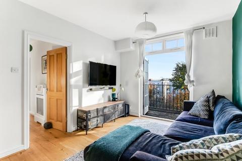 1 bedroom flat to rent, Oakeshott Avenue, Highgate, N6