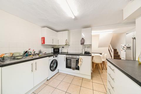 4 bedroom terraced house to rent, Romsey Road, Winchester, SO22