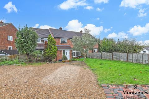4 bedroom semi-detached house for sale, Beaconfield Avenue, Epping, CM16