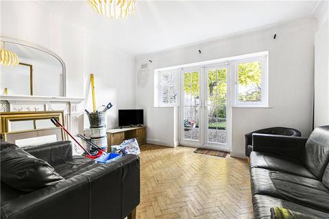3 bedroom apartment to rent, Egliston Road, Putney, SW15