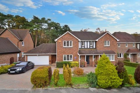 4 bedroom detached house for sale, Broadstone