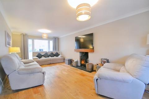 4 bedroom detached house for sale, Broadstone