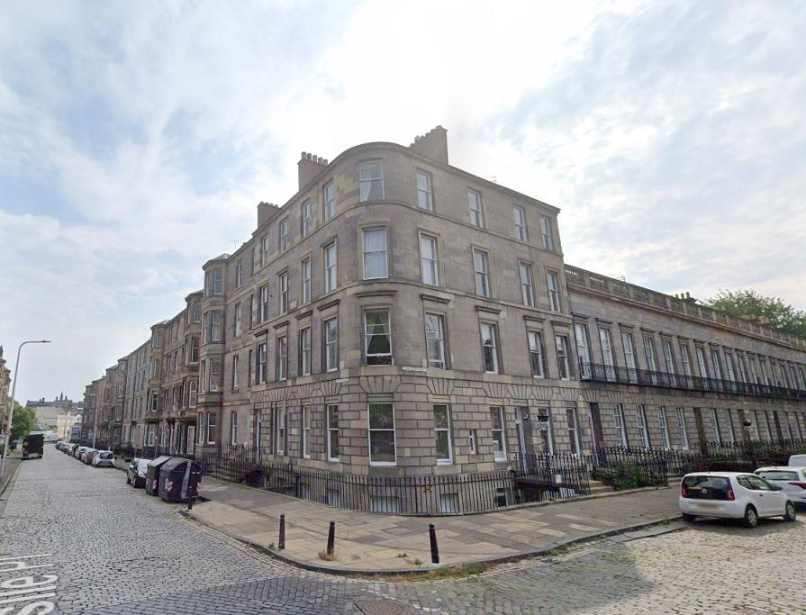 Leslie Place, Edinburgh, EH4 1NF 2 bed flat £1,150 pcm (£265 pw)