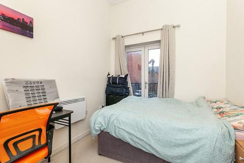 1 bedroom apartment for sale, Station Road, REDHILL, Surrey, RH1