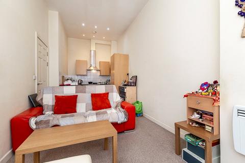 1 bedroom apartment for sale, Station Road, REDHILL, Surrey, RH1