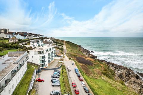 2 bedroom penthouse for sale, North Esplanade Road, Newquay, Cornwall