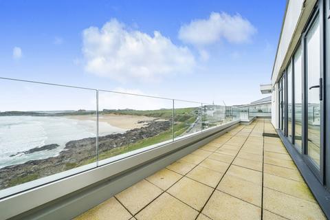 2 bedroom penthouse for sale, Frontline 1500 Sqft Penthouse, North Esplanade Road, Newquay, Cornwall