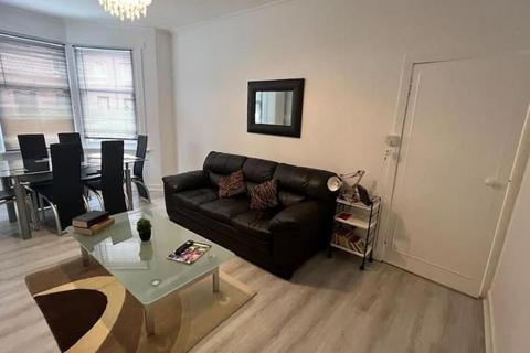 3 bedroom flat for sale - Brisbane Street, Glasgow G42