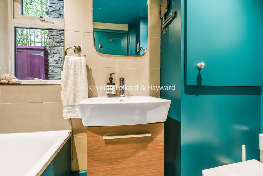 Faf3d8ee-caf0-4c2...