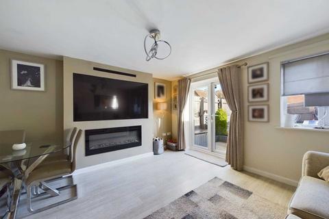 15 Bunting Close, Hemel Hempstead, HP3 0FX