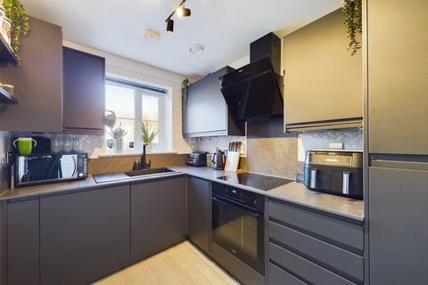 15 Bunting Close, Hemel Hempstead, HP3 0FX