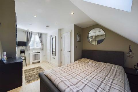 15 Bunting Close, Hemel Hempstead, HP3 0FX