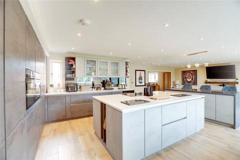 6 bedroom detached house to rent, The Willows, Sambrook, Newport, Shropshire