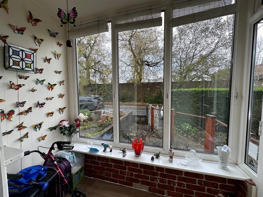 Danby Road, Hyde, SK14 4AE 3 bed end of terrace house for sale £210,000