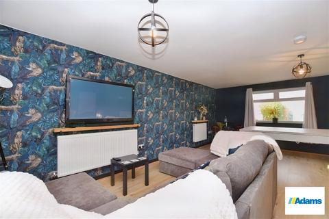 4 bedroom semi-detached house for sale, Cornwall Avenue, Runcorn