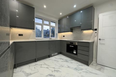 31a Truslove Road, London, SE27 0QG