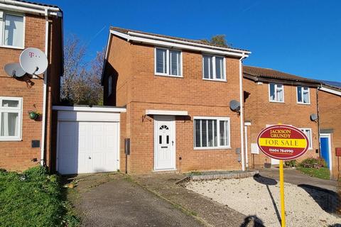 43 Mapperley Drive, Northampton, NN3 9UF