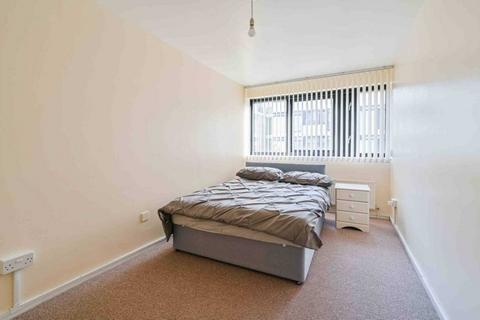 2 bedroom house to rent, Elm Friars Walk, Camden Town