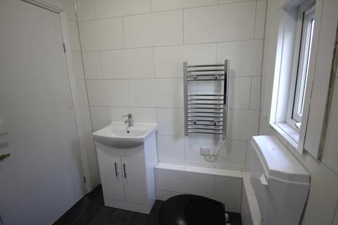 1 bedroom semi-detached house to rent, Clevedon Road, Weston-super-Mare