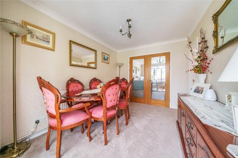 21 Ashwood Drive, Royton, Oldham, OL2 5TW