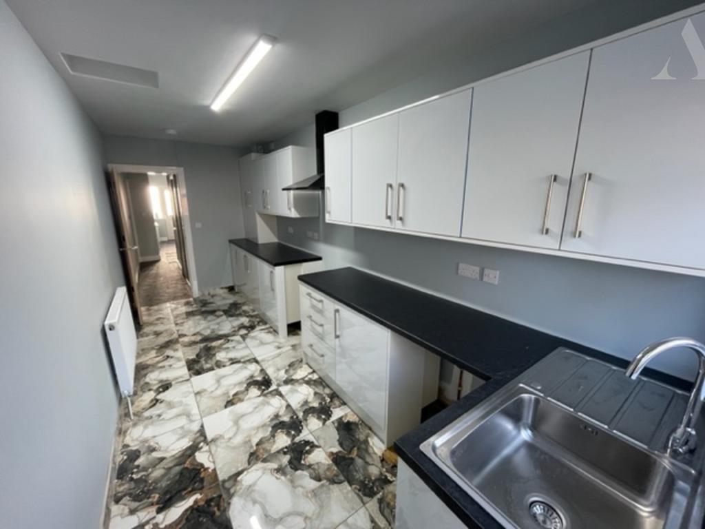 21 Stetchford Road Kitchen 2