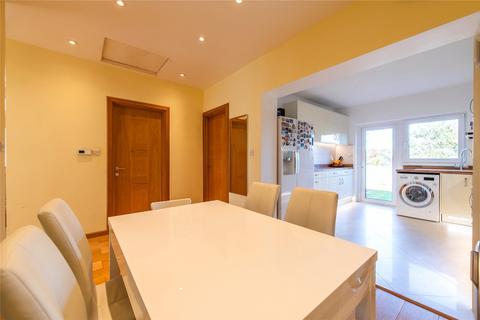 9 Bellman Avenue, Gravesend, DA12 1RF
