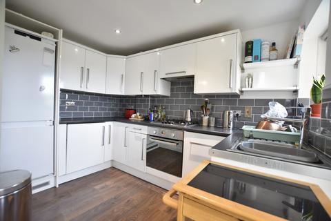 2 bedroom flat to rent - Central Hill, Crystal Palace, SE19