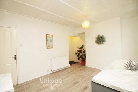 10 Fairfield Road, Blackpool, FY1 2RA