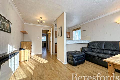 21 Berry Close, Hornchurch, RM12 6UB