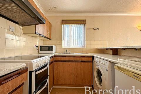 21 Berry Close, Hornchurch, RM12 6UB