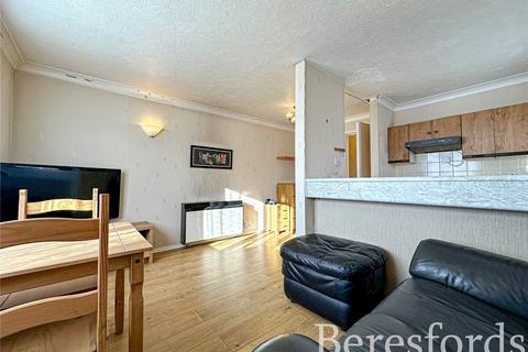21 Berry Close, Hornchurch, RM12 6UB
