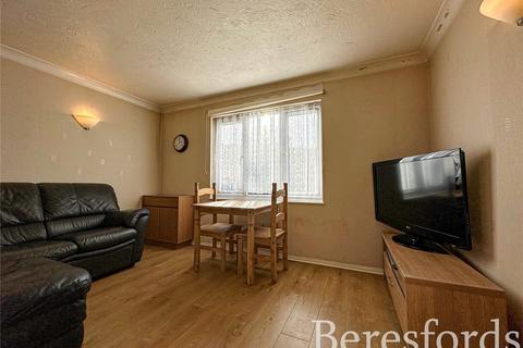 21 Berry Close, Hornchurch, RM12 6UB
