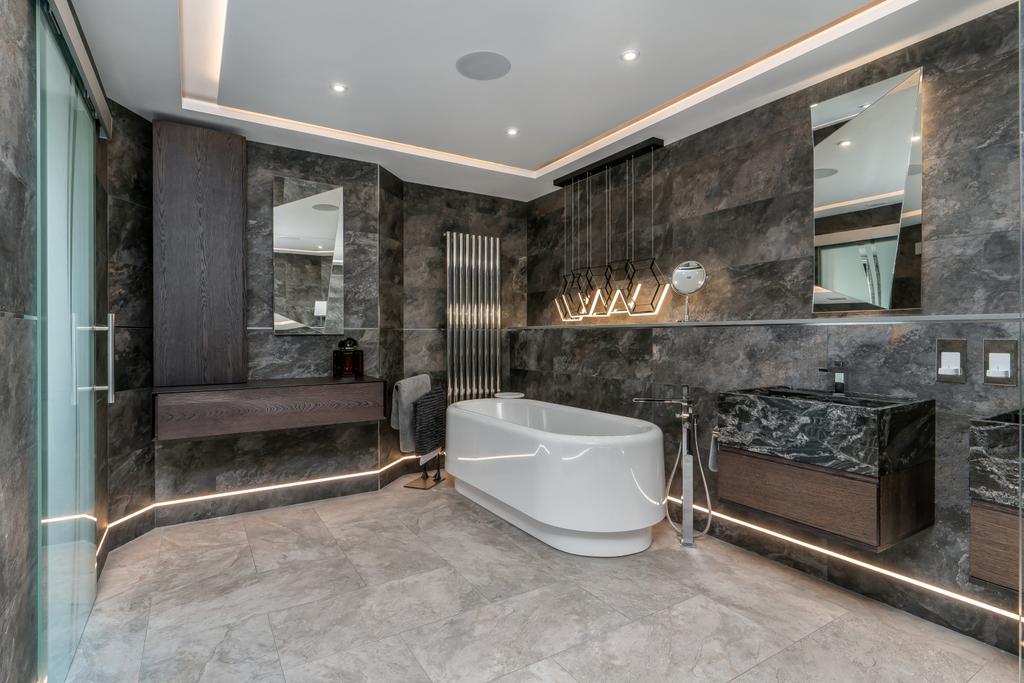 Ensuite