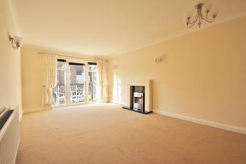 3 bedroom apartment to rent, Marina Way, Abingdon OX14