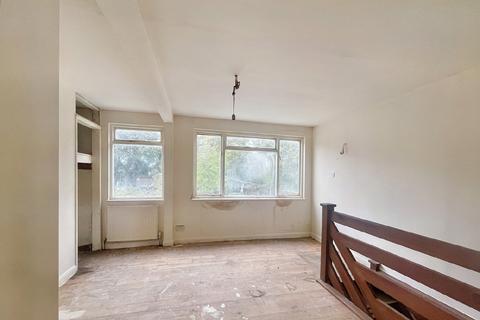 31 Waldenhurst Road, Orpington, BR5 4HN